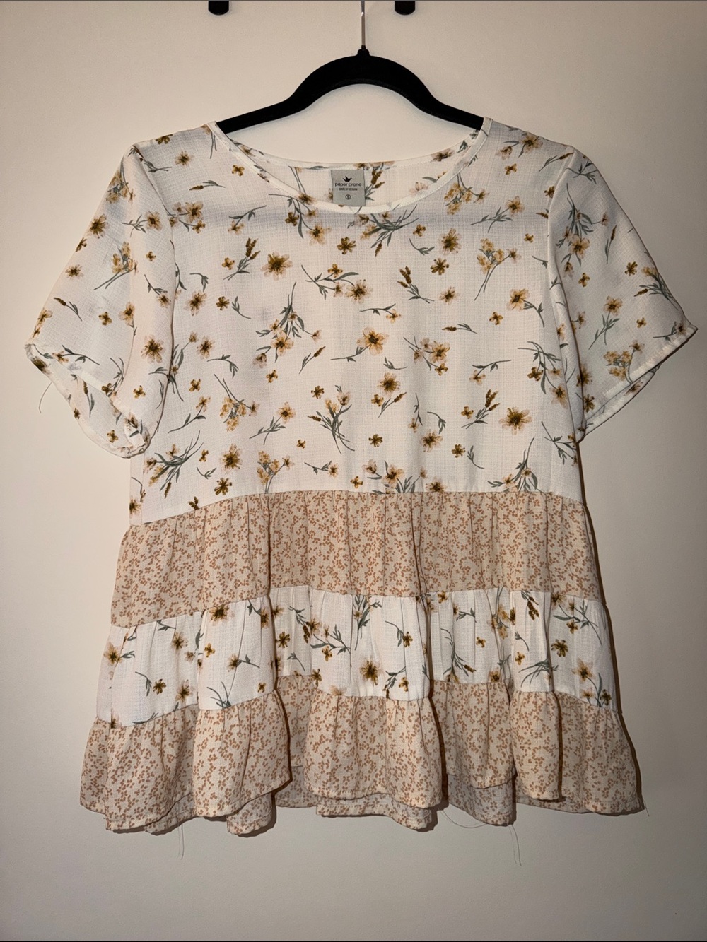 Paper Crane White Floral Tiered Ruffle Top